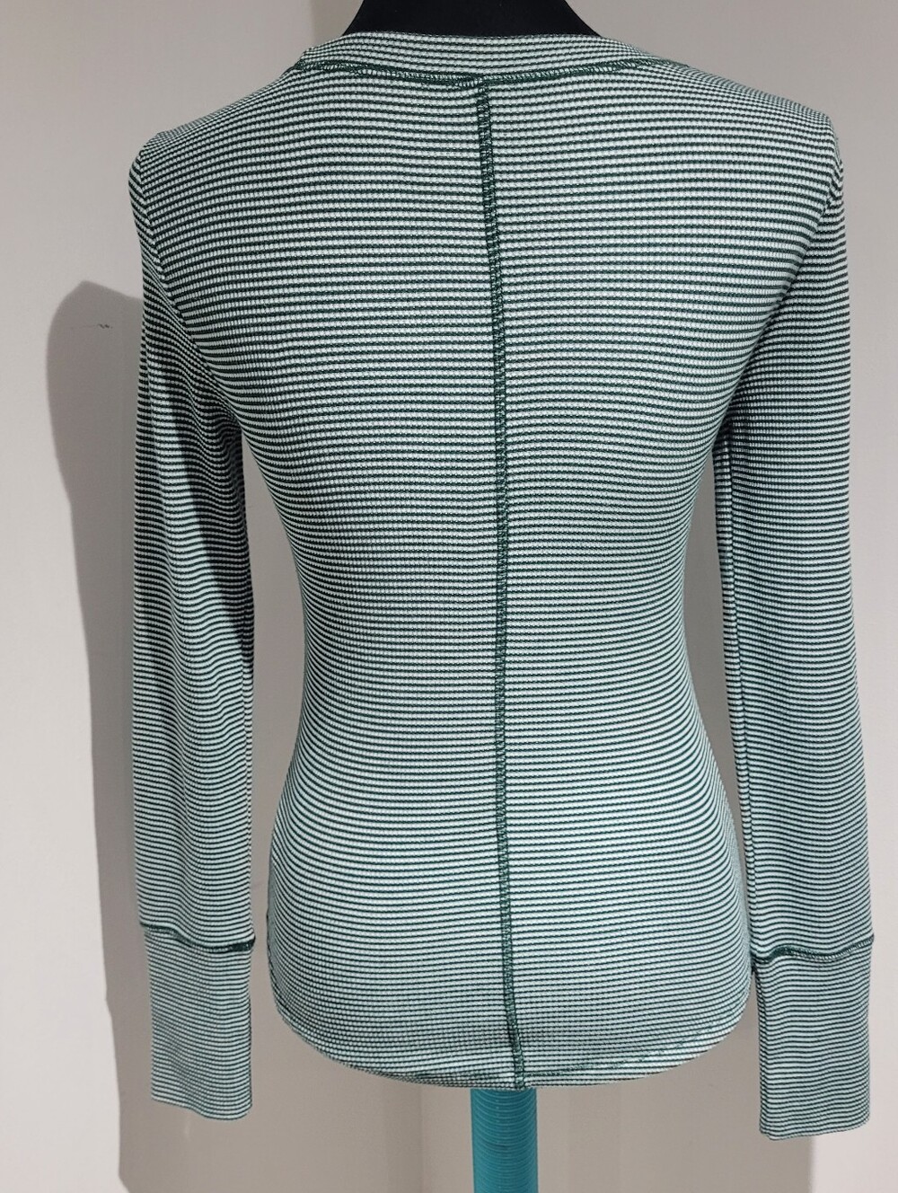 American Eagle Women's Striped Long-Sleeve Crewneck Casual Top Small Green White - Picture 5 of 9